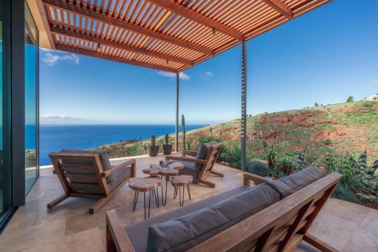 The Rock Villas Estreito Da Calheta