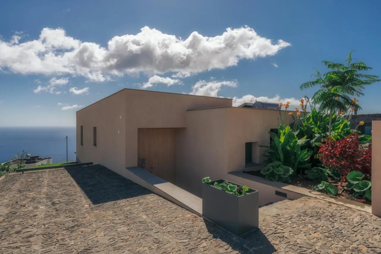 The Rock Villas Estreito Da Calheta